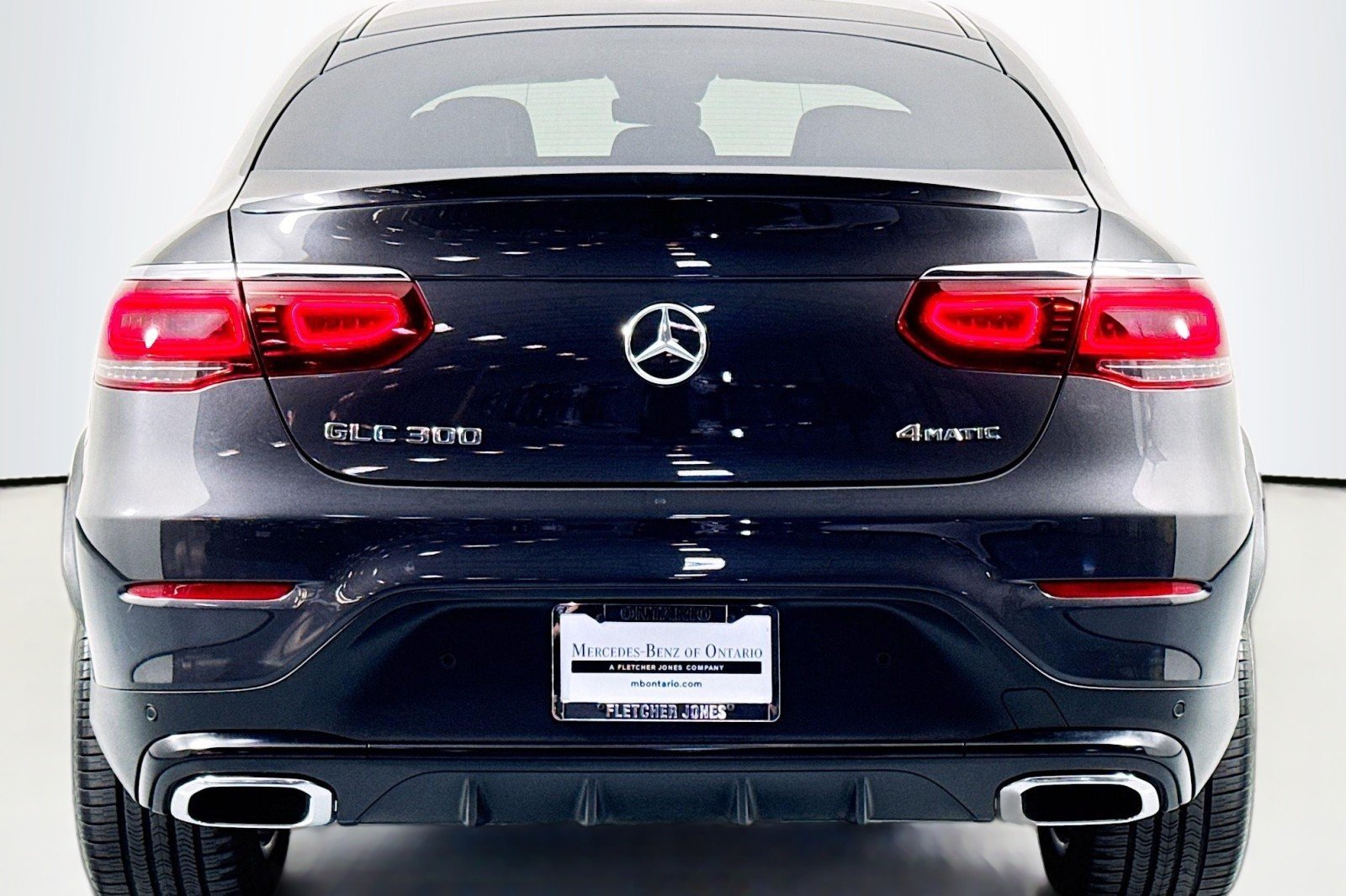 Used 2022 Graphite Grey Metallic Mercedes-Benz 300 image 4