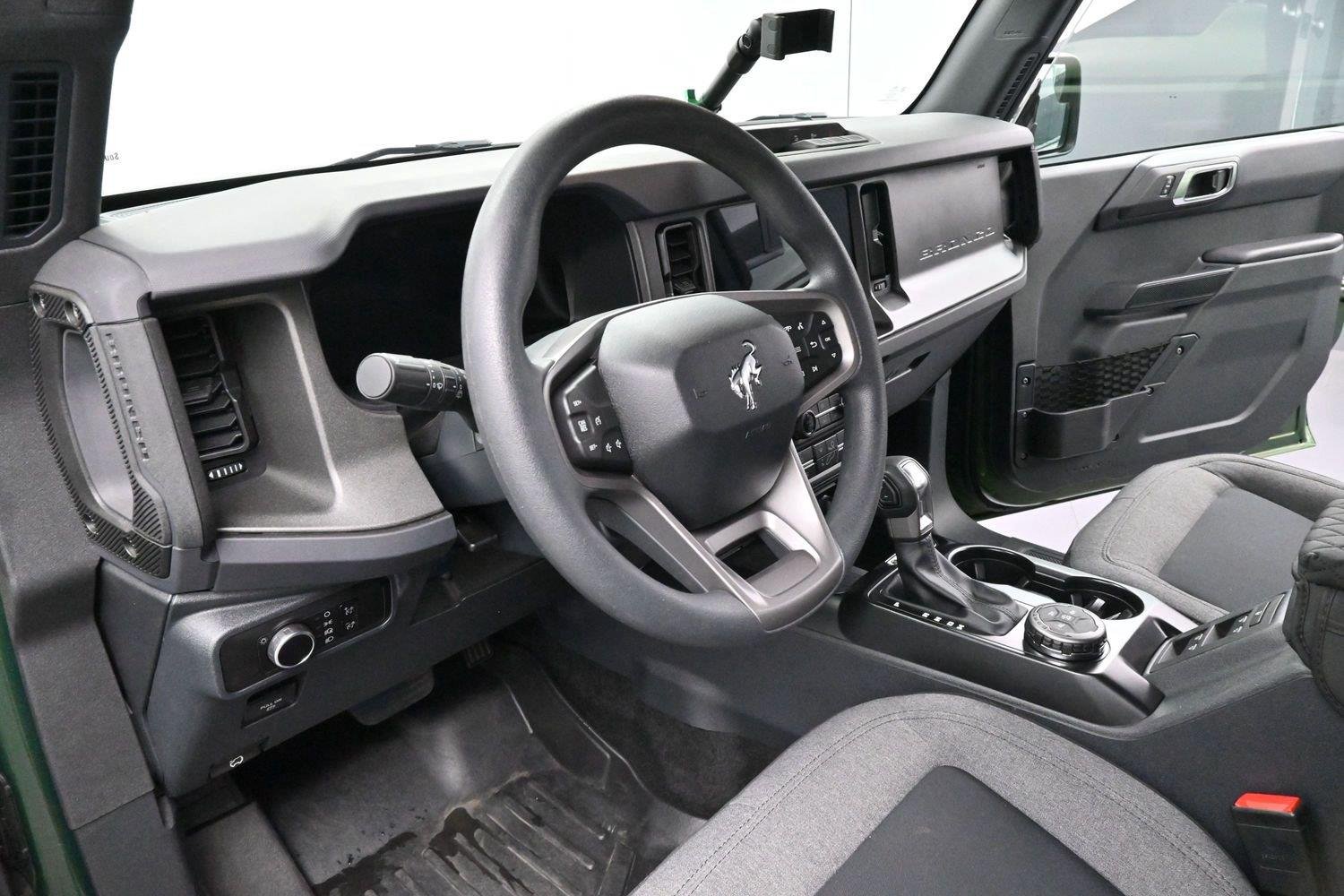 Used 2025 Green Ford Base image 14