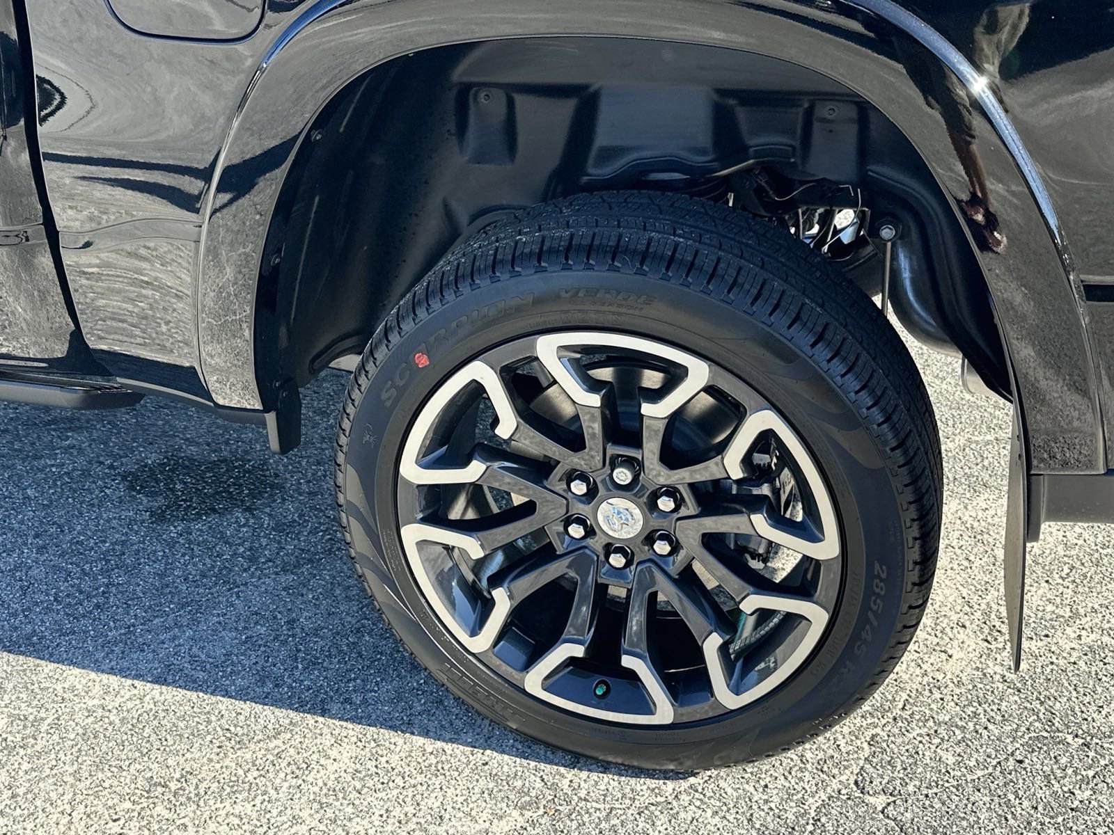 New 2025 Diamond Black Crystal Pearl-Coat Exterior Paint RAM Longhorn 4x4 Crew Cab 5
