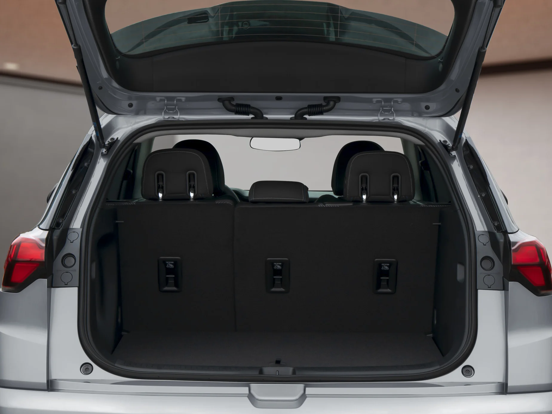 New 2027 Black Chevrolet Fwd 4dr Lt image 5
