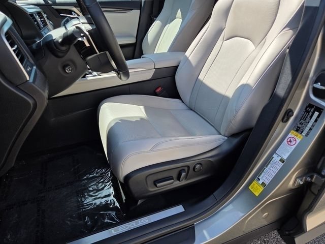 Used 2020 Silver Lexus 350 image 6