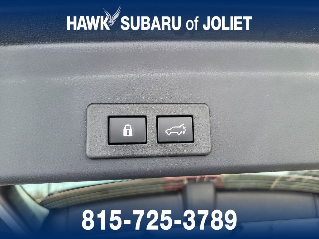 Used 2026 Crystal White Pearl Subaru Onyx Edition Touring image 19