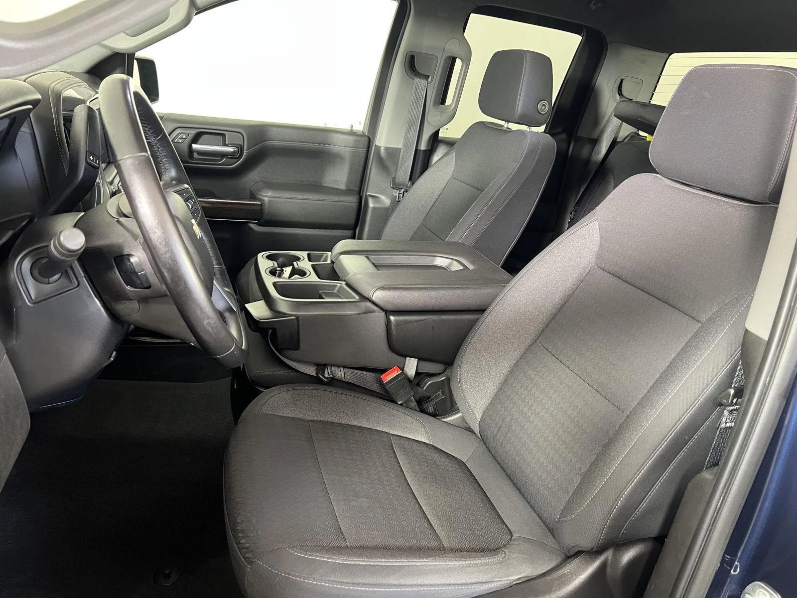 Used 2021 Blue Metallic Chevrolet LT image 6