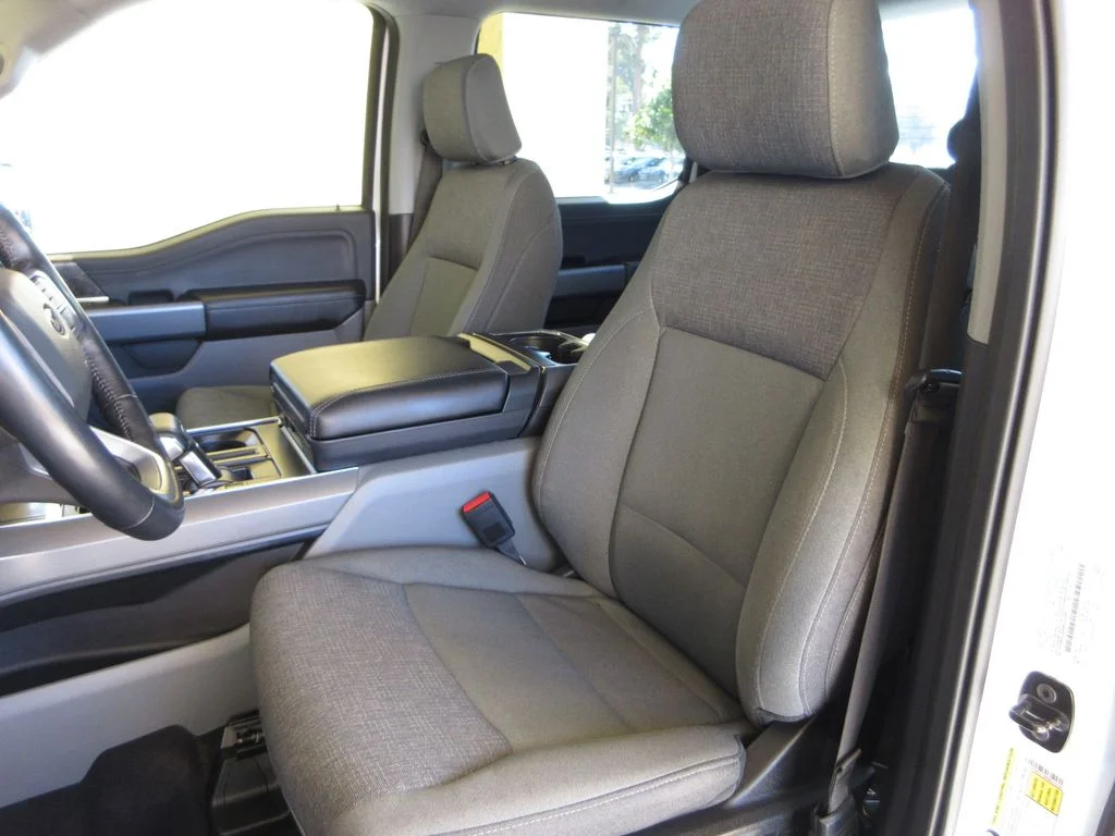 Certified Used 2024 Oxford White Ford Flash image 11