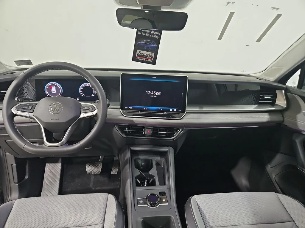 2026 Volkswagen Tiguan SE - Photo 12