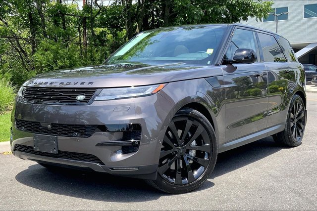 2026 Land Rover Range Rover Sport SE