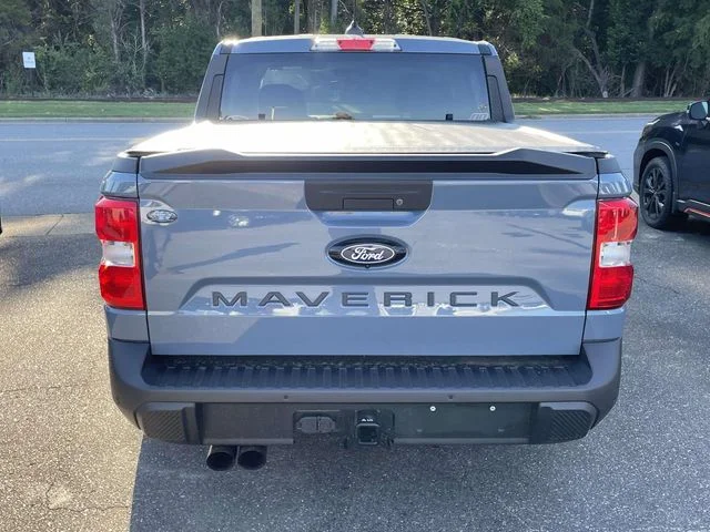 Used 2025 Azure Gray Metallic Ford XLT image 5