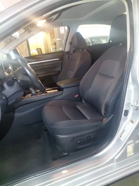 Used 2023 Silver Nissan 2.5 SV image 5
