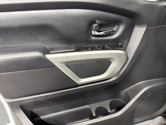 Used 2019 Silver Nissan SV image 9