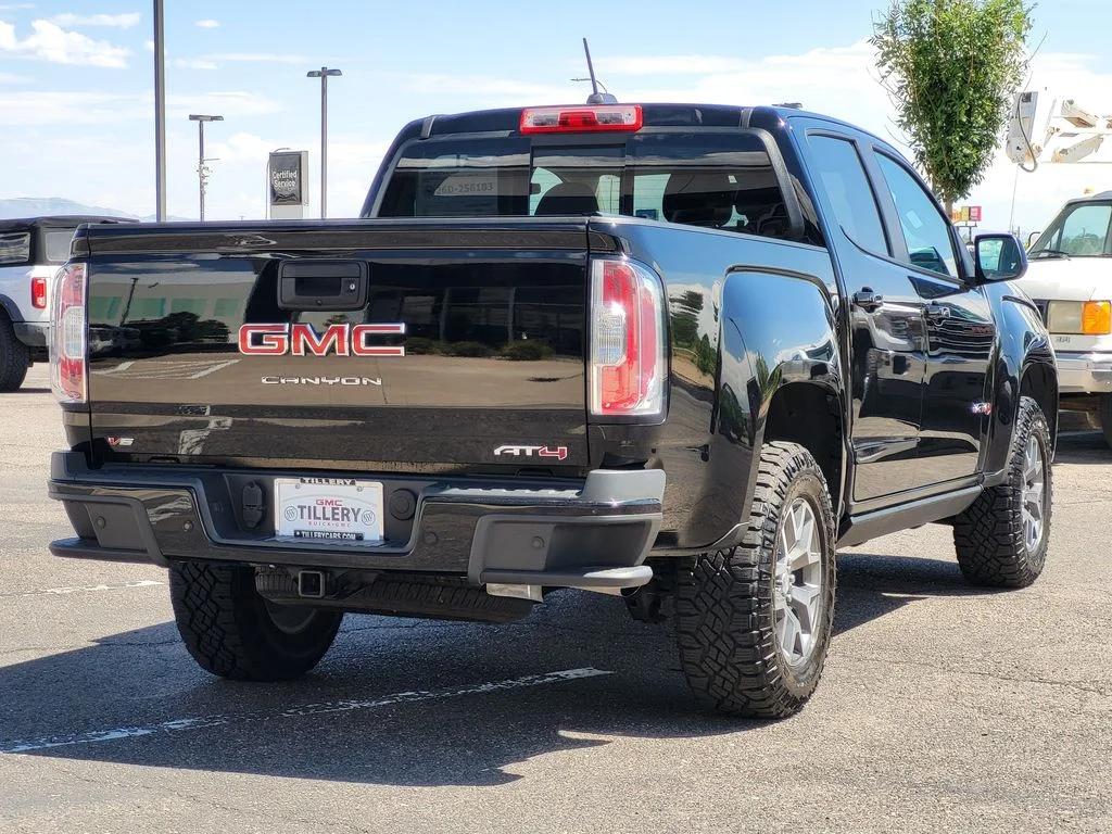 Used 2022 Onyx Black GMC AT4 - Leather image 7