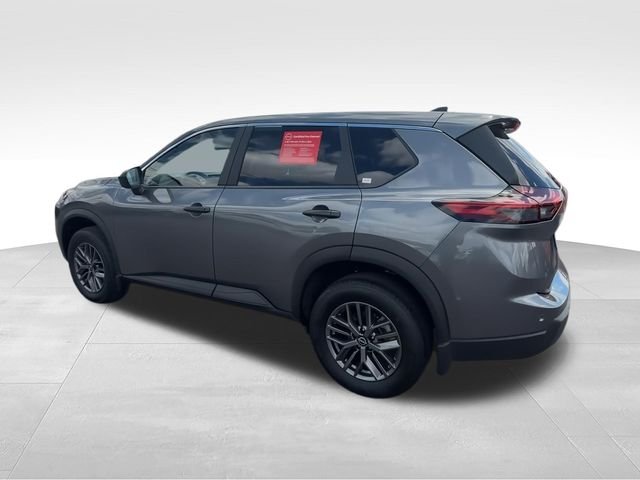 Used 2026 Gray Nissan S image 6