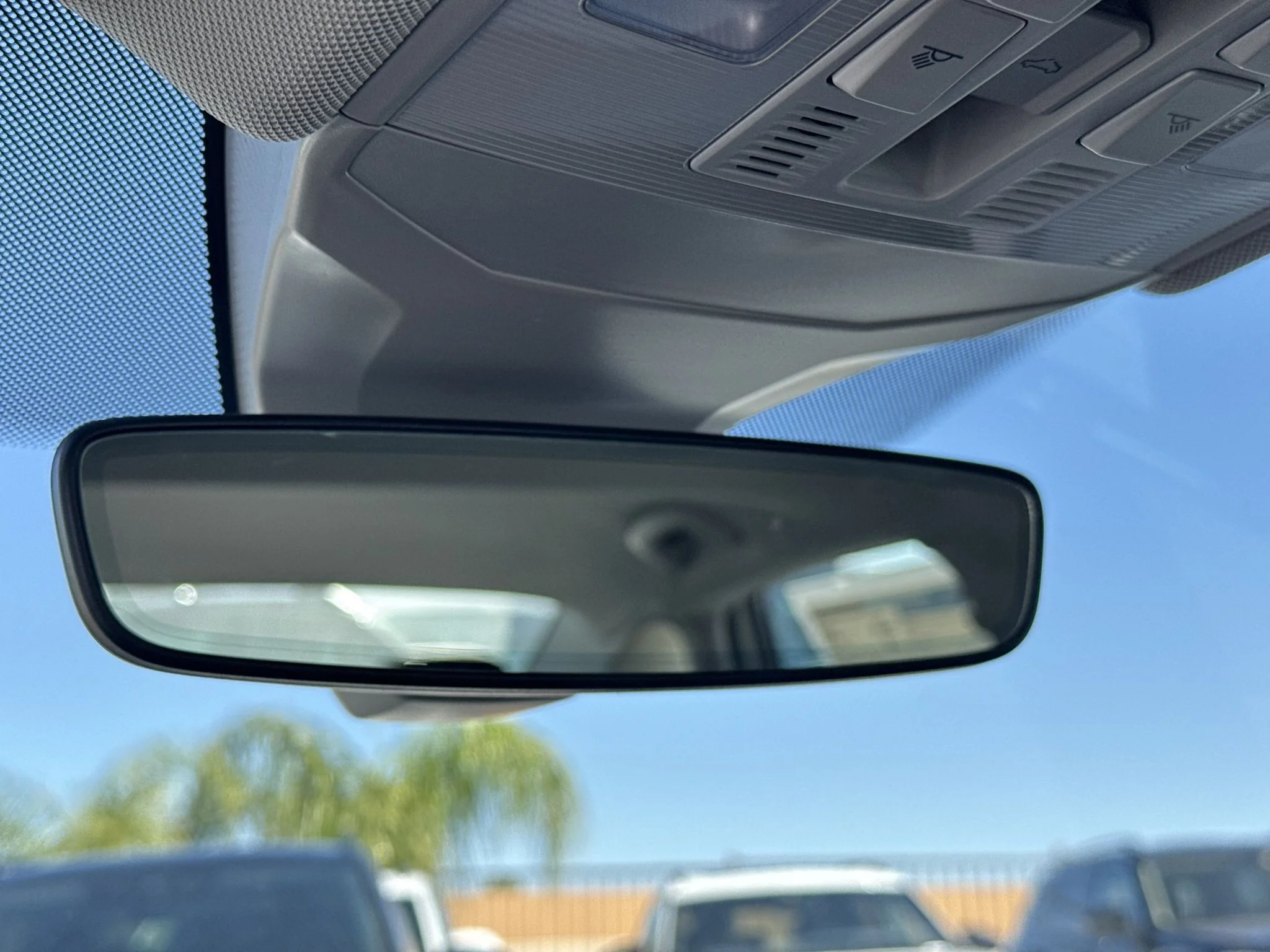 New 2026 Opal White Pearl Volkswagen SEL image 29