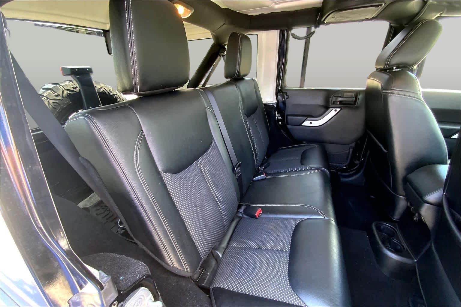 Used 2015 Black Clearcoat Jeep Wrangler X image 18