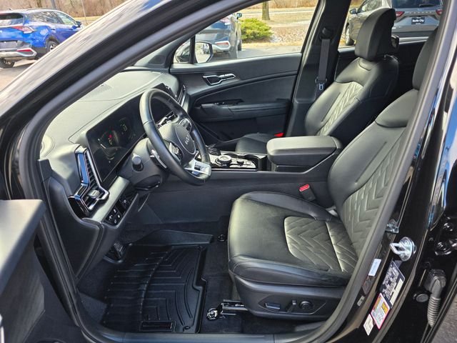 Used 2025 Black Kia X-Line image 17