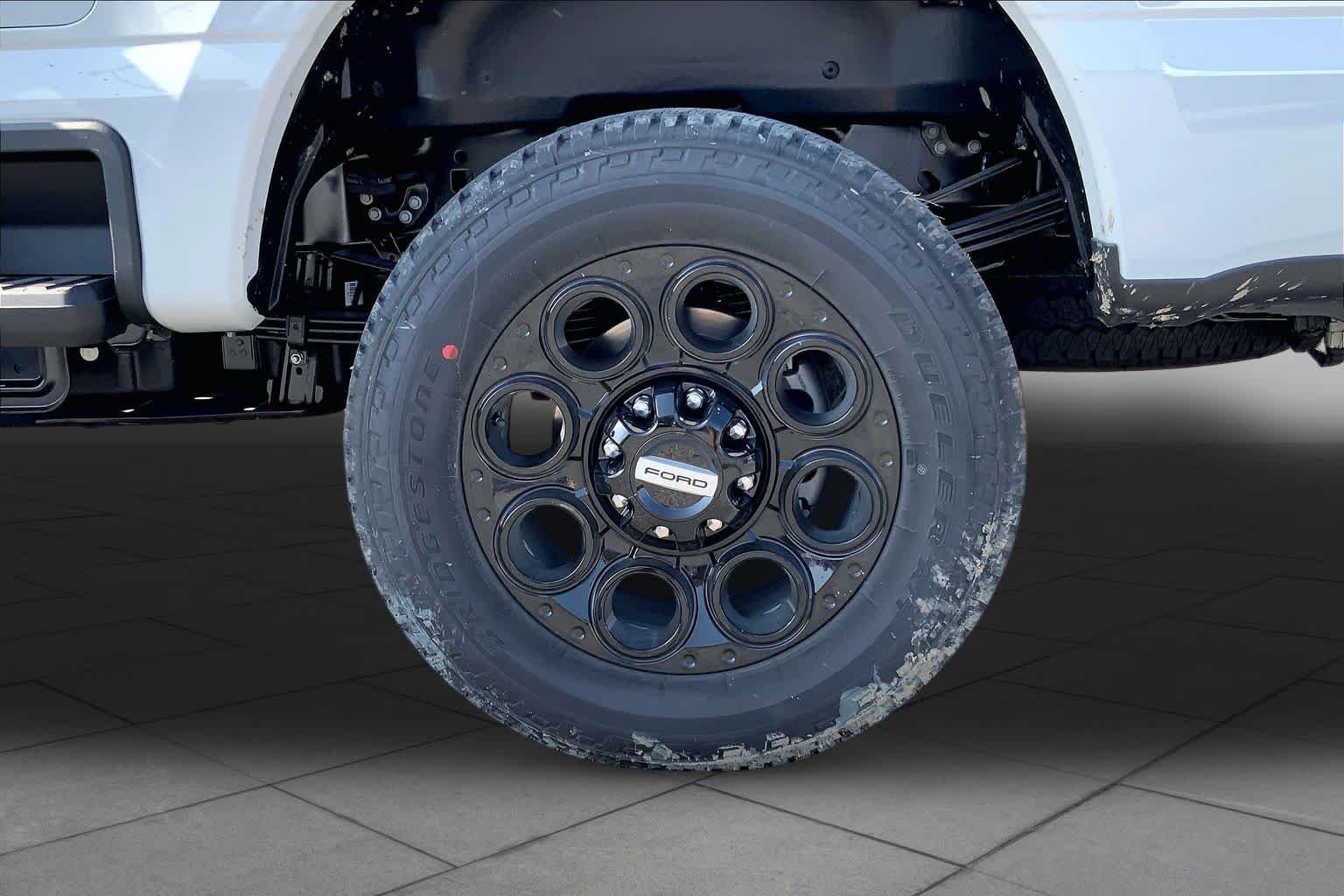 New 2026 Avalanche Ford F-250® Lariat® image 9