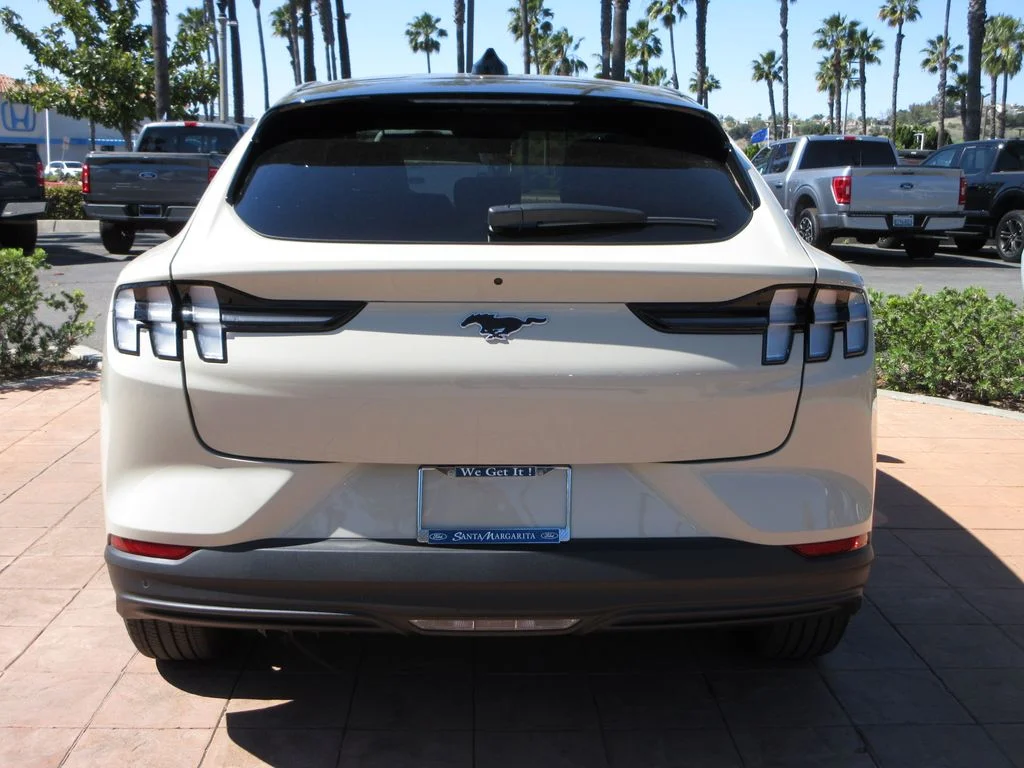 New 2026 Desert Sand Ford Premium image 3
