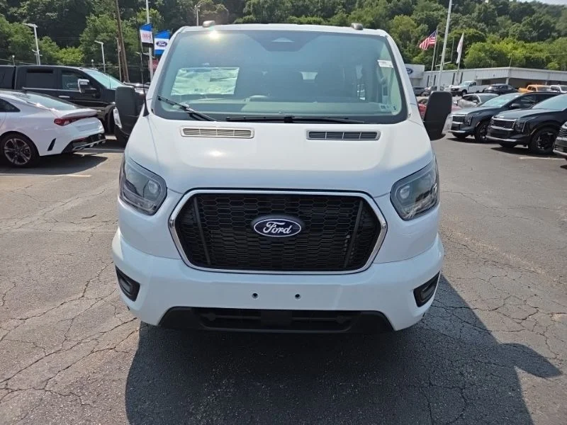 New 2026 White Ford XLT image 2