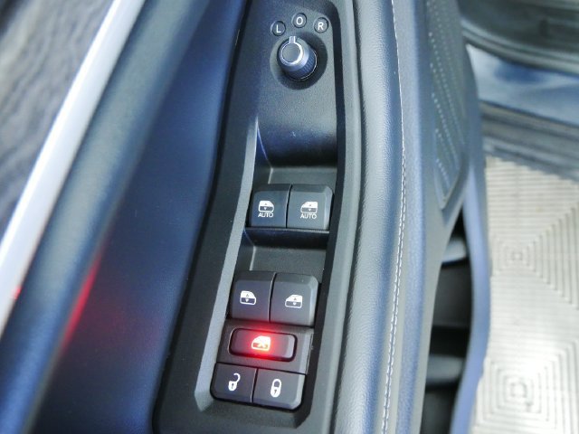 Used 2023 Black Jeep Limited image 24