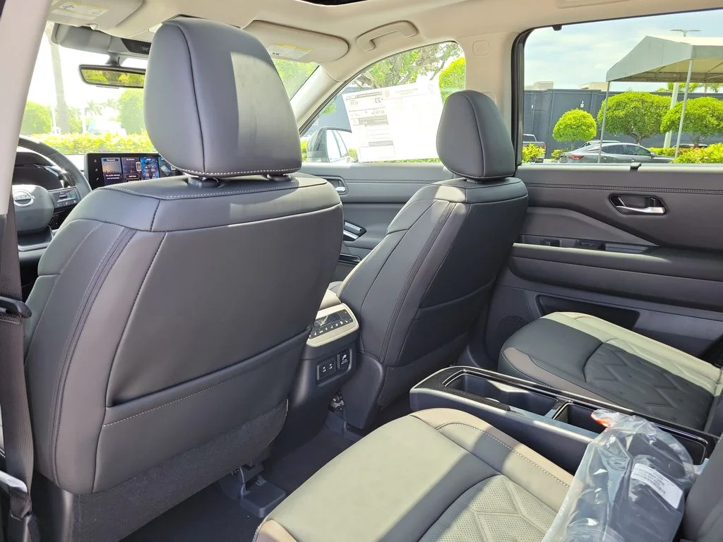 New 2026  Nissan Platinum image 11