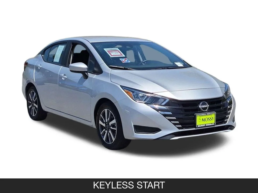 Used 2024 Silver Nissan 1.6 SV image 2