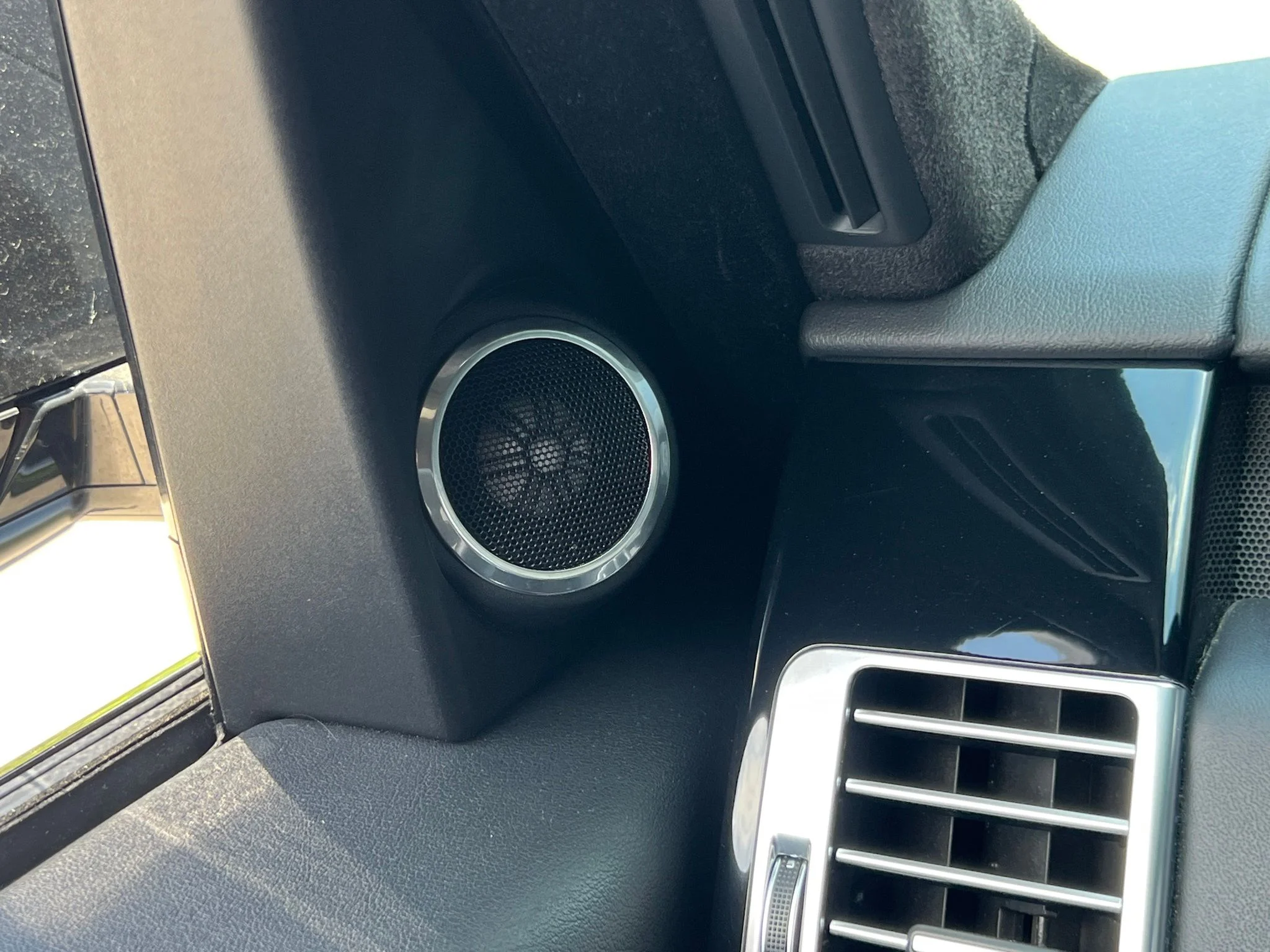 Used 2019  Land Rover 5.0L V8 Supercharged image 34