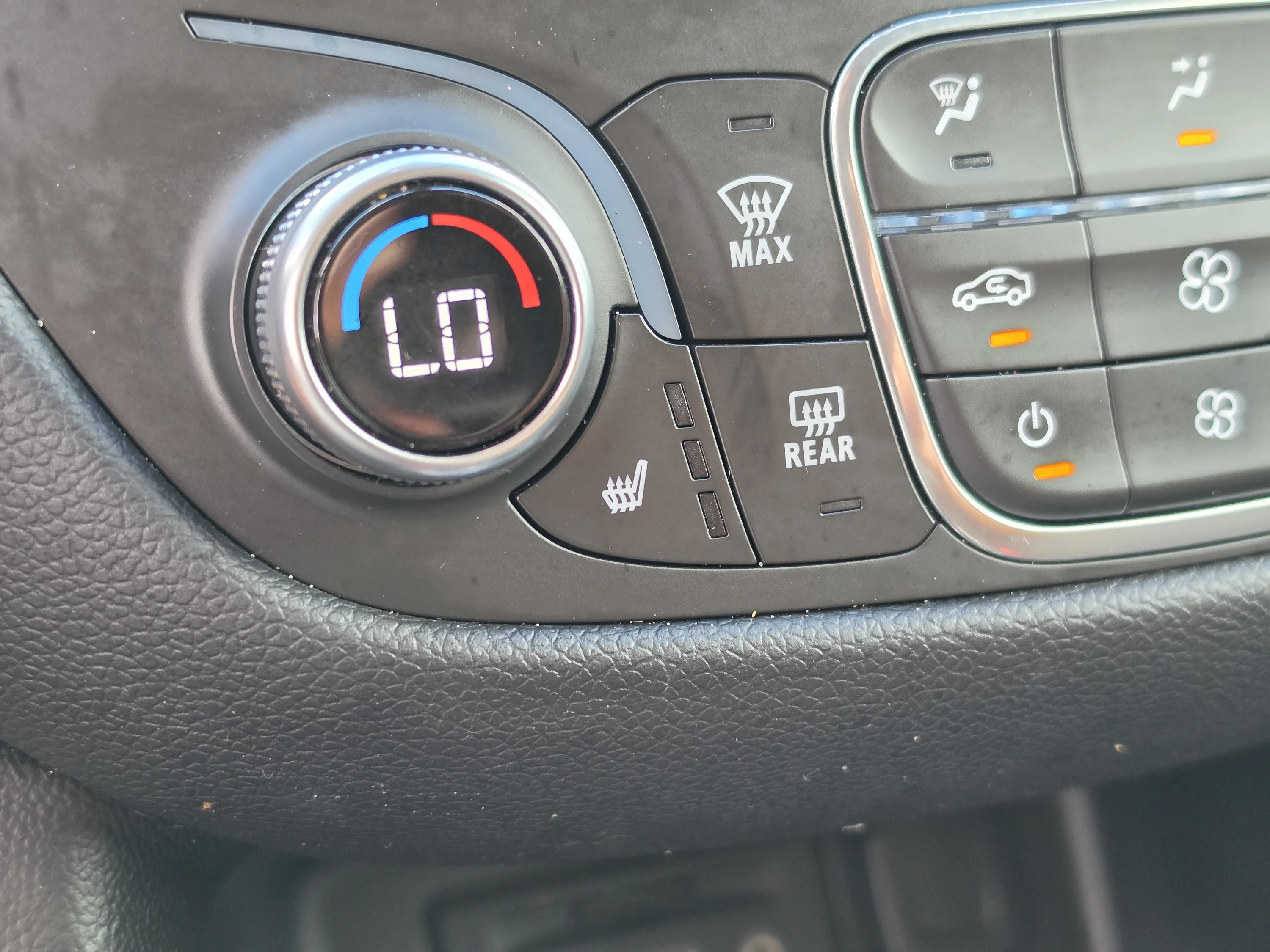 Used 2019 Silver Ice Metallic Chevrolet LT image 30