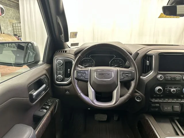 Used 2021 Gray GMC Denali image 13