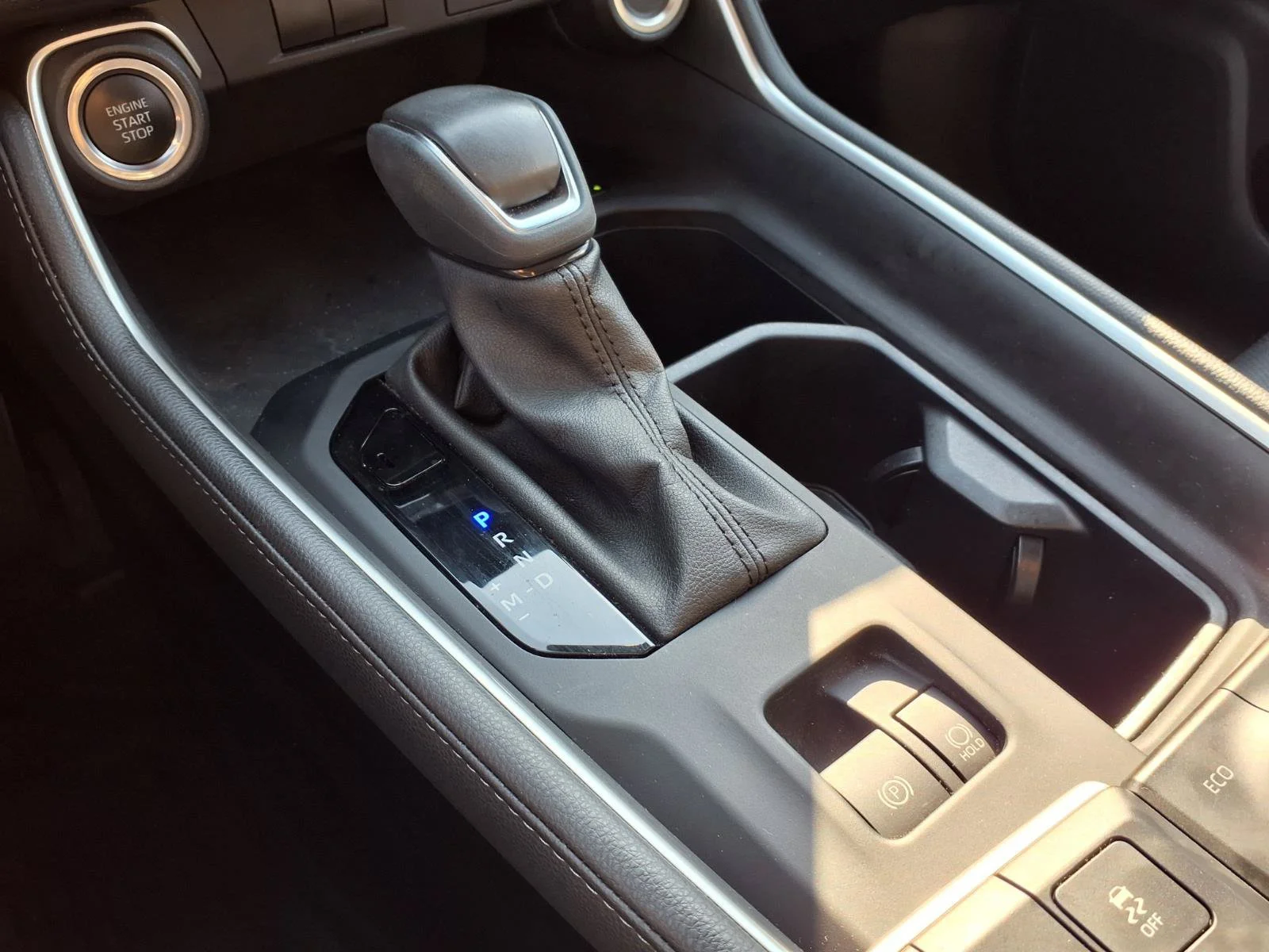 Certified Used 2024 Pearl Toyota Limited image 13