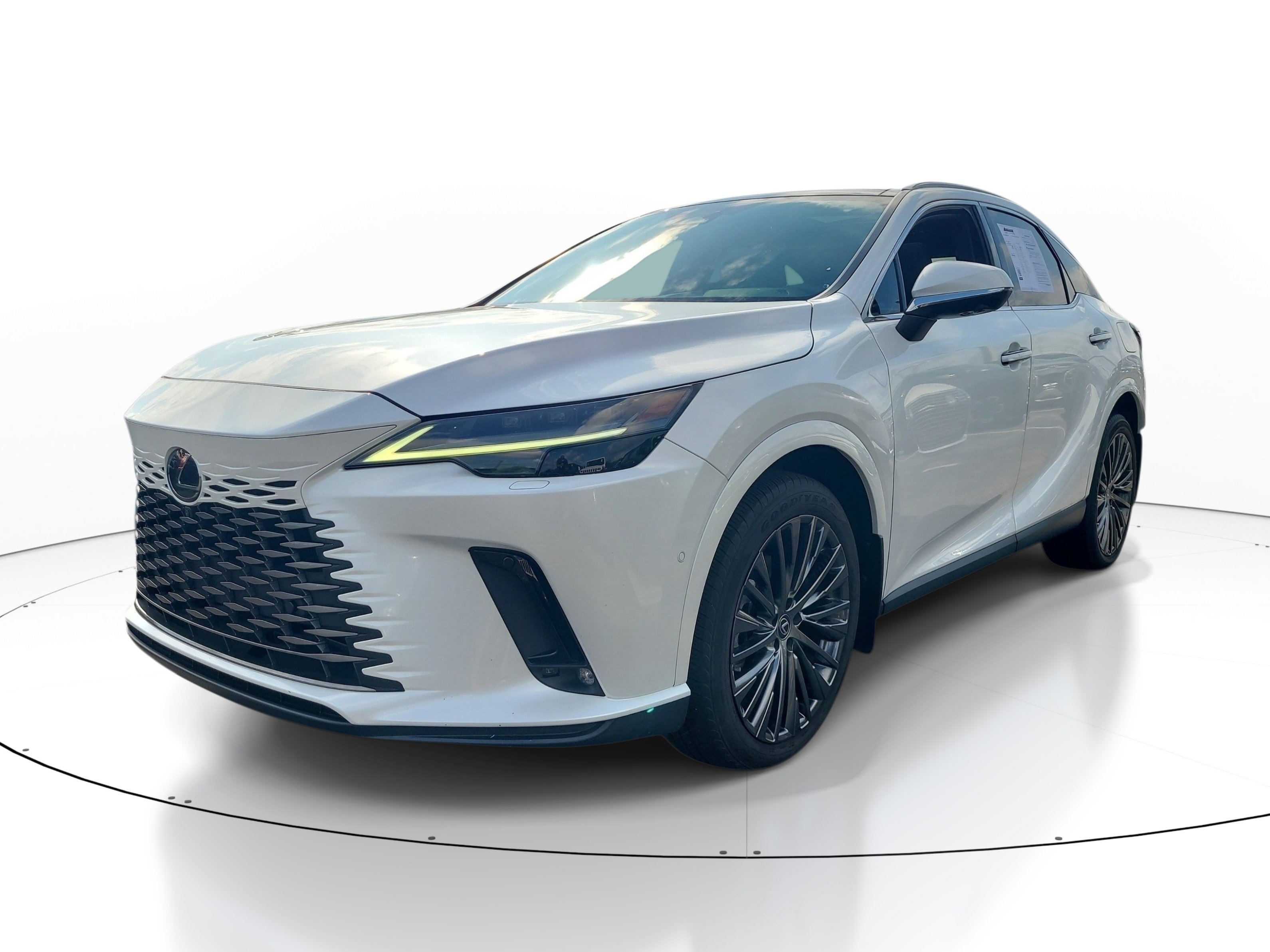 Used 2023 White Pearl Lexus 350 Luxury image 2