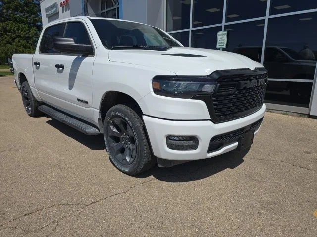 2026 RAM 1500 Express 4x4 Crew Cab 5'7's photo