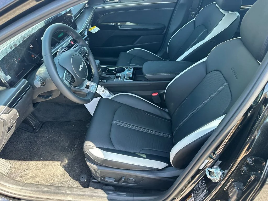 New 2026 Black Kia GT-Line image 9