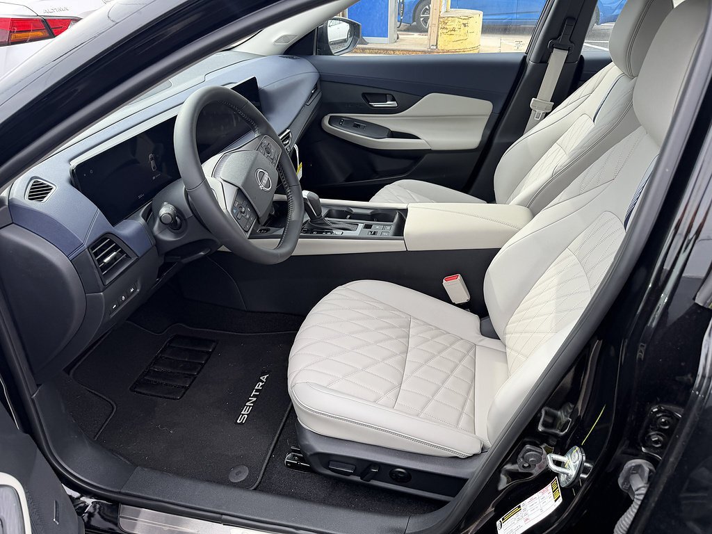 Used 2026 Super Black Nissan SL image 128