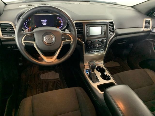 Used 2017 White Jeep Laredo image 16