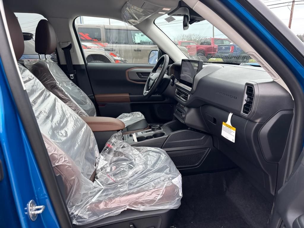 New 2026 Velocity Blue Metallic Ford Outer Banks® image 13