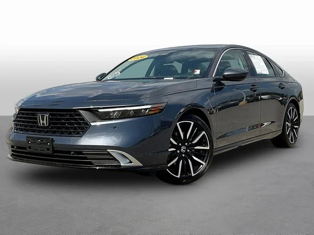 Used 2026 Gray Honda Touring image 3