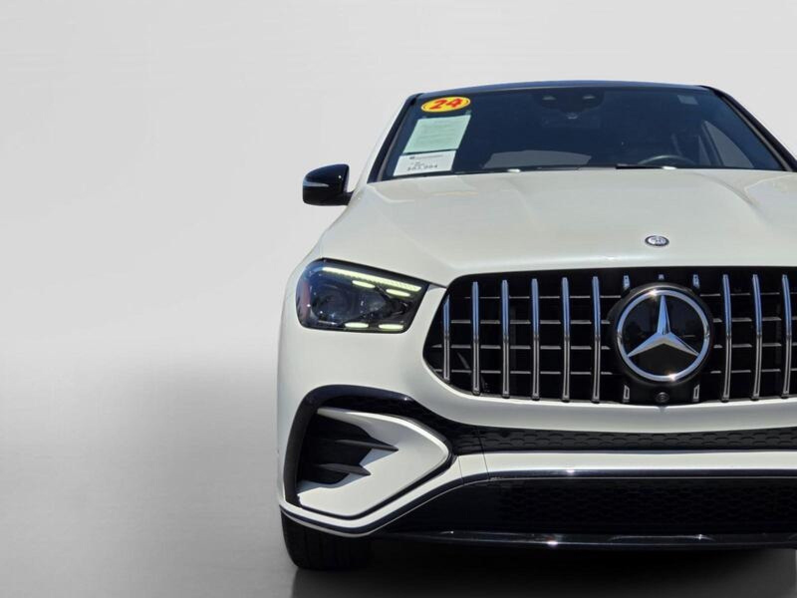 Certified Used 2024 MANUFAKTUR Diamond White Metallic Mercedes-Benz AMG® GLE 53 image 10