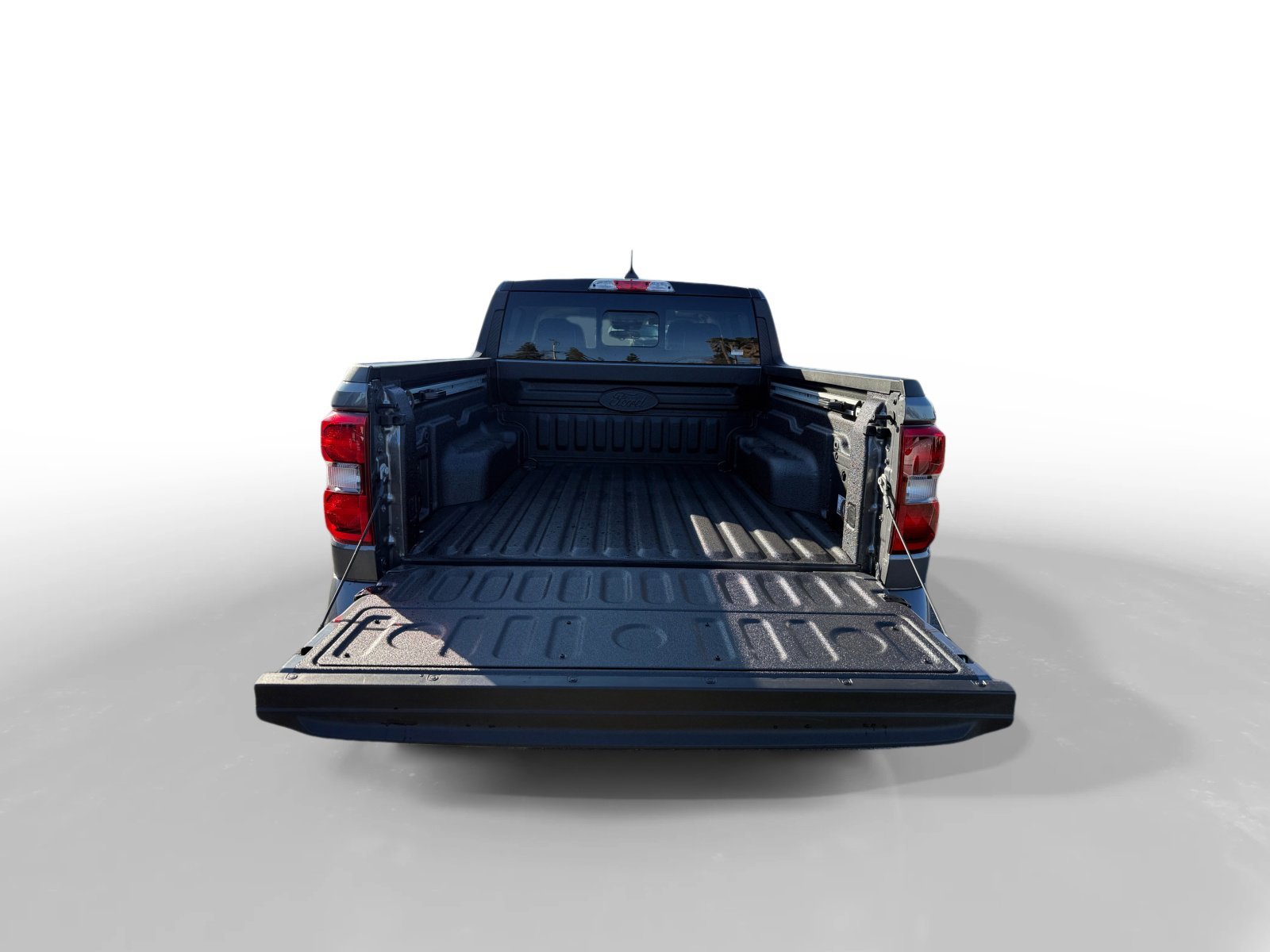 New 2026 Carbonized Gray Metallic Ford Lobo™ image 17