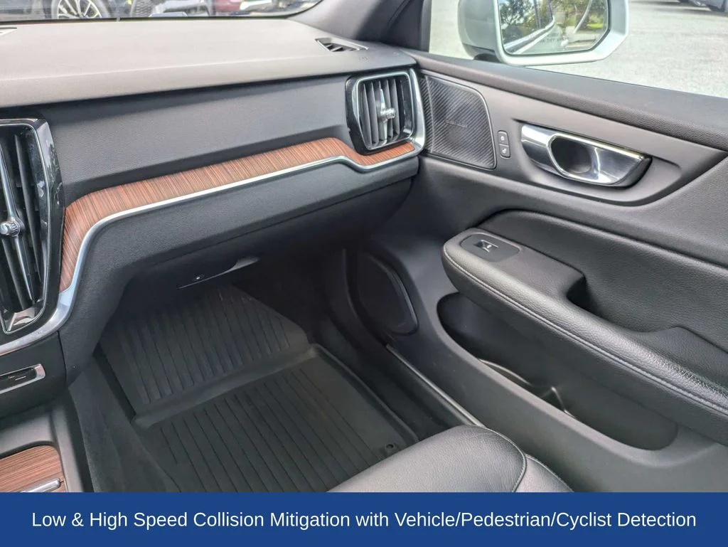 Used 2020 Beige Volvo T5 image 20