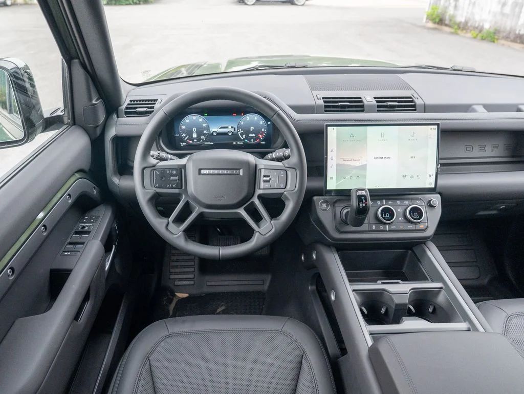New 2026 Green Land Rover S image 12