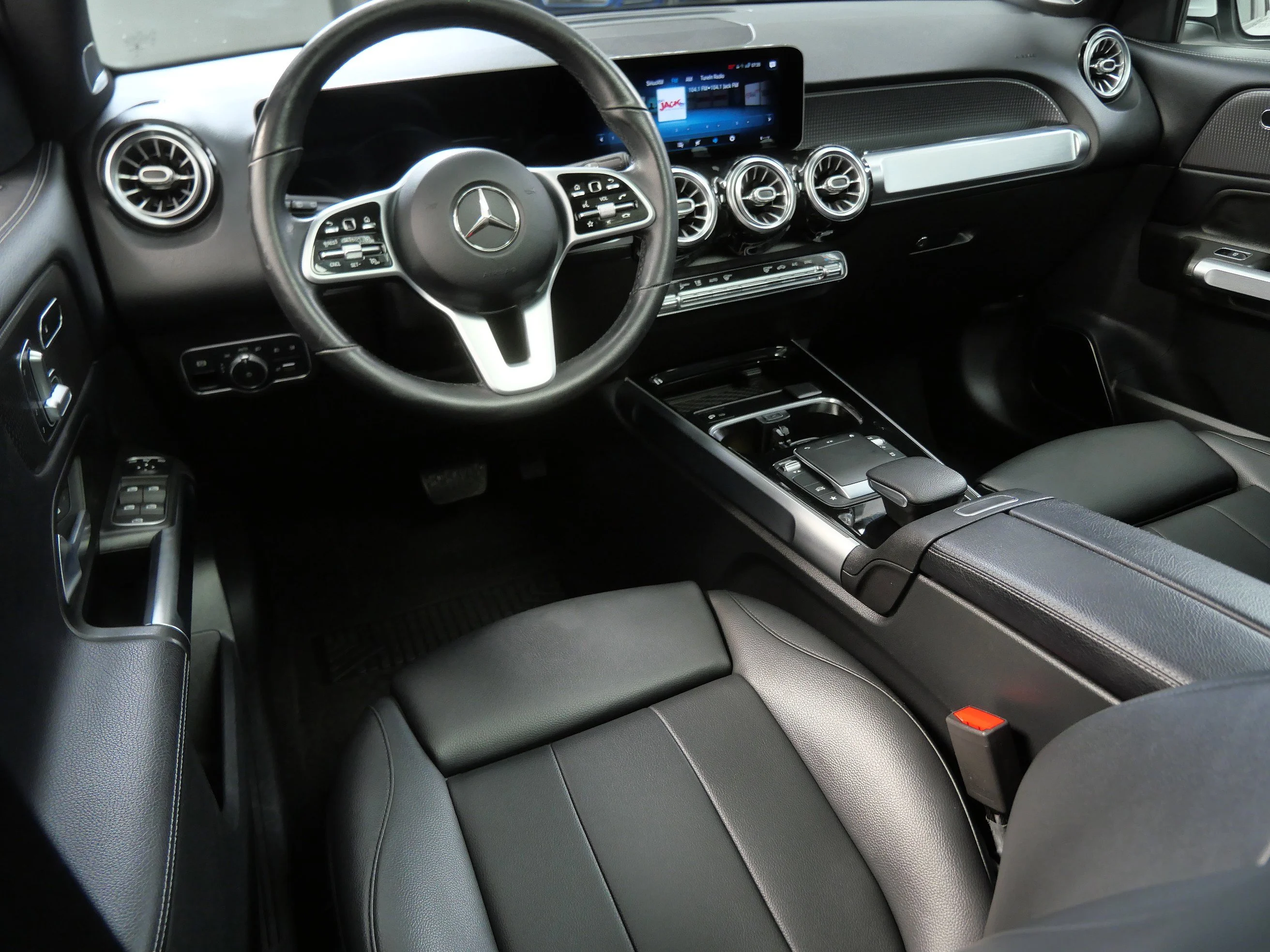 Certified 2021 Mercedes-Benz GLB Base with VIN W1N4M4HB9MW150591 for sale in Minnetonka, Minnesota