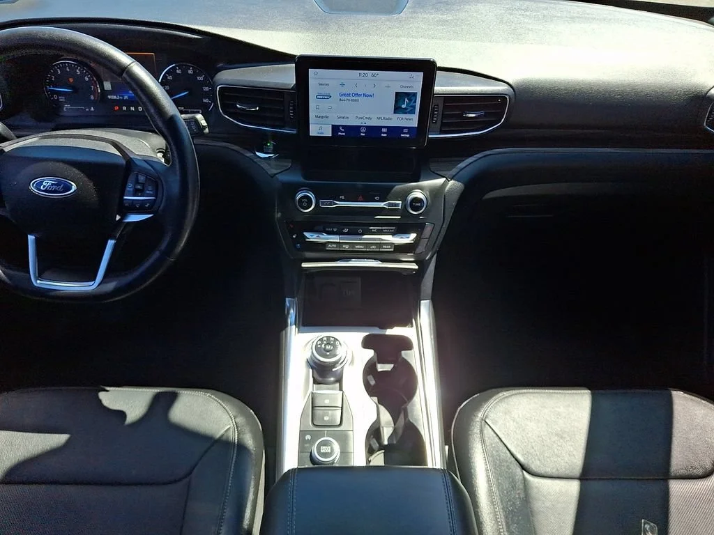 Used 2020 Black Ford Limited image 16