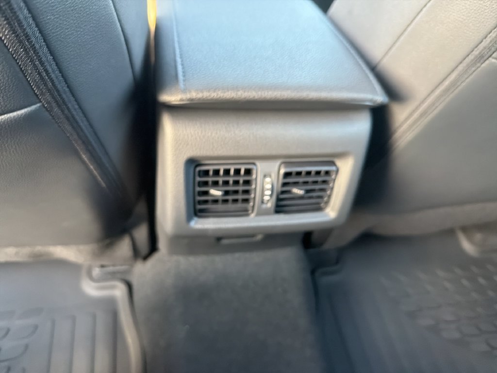2026 Toyota Camry XSE - Photo 23
