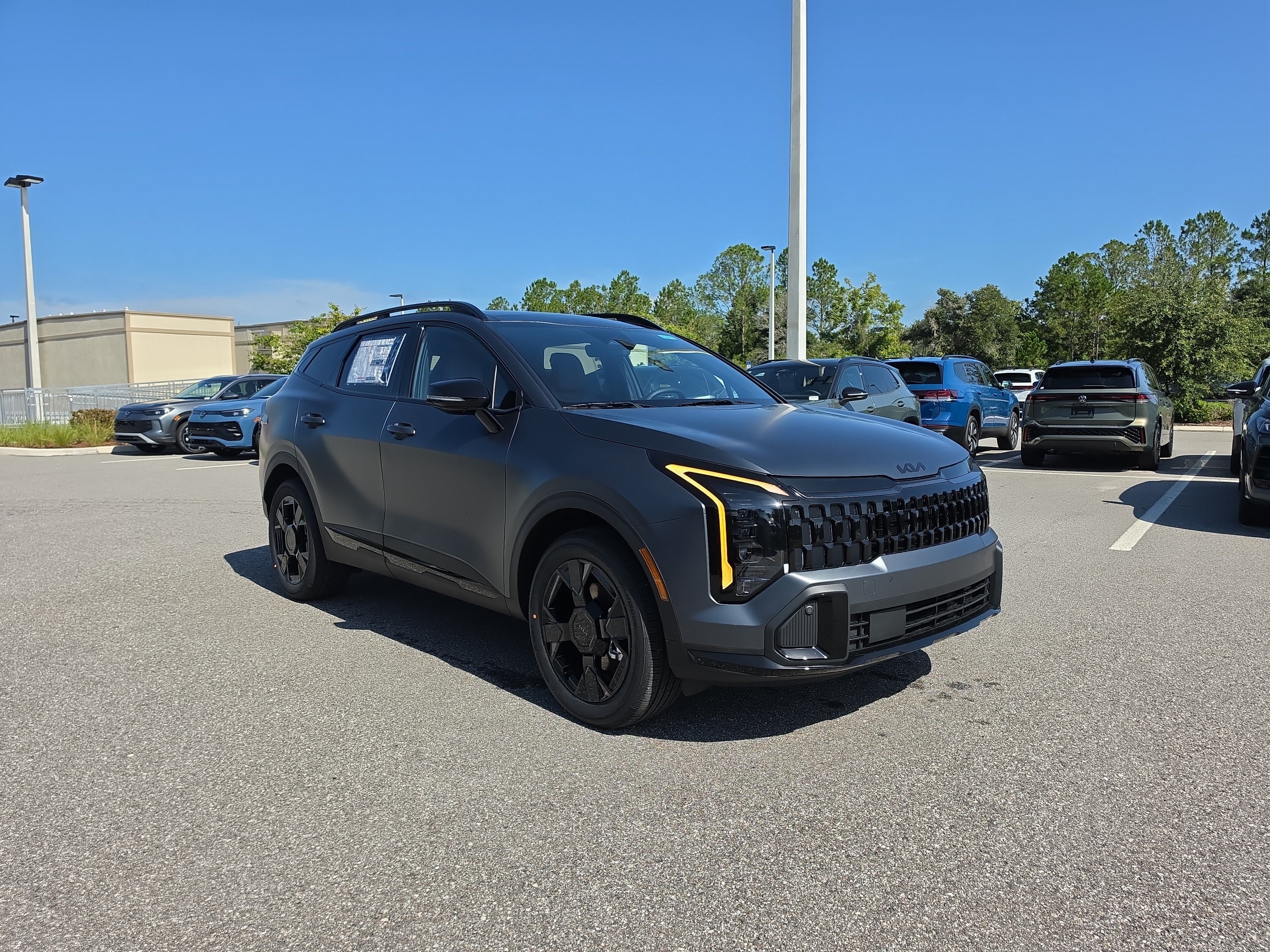 New 2026 Shadow Matte Gray Kia X-Line image 2
