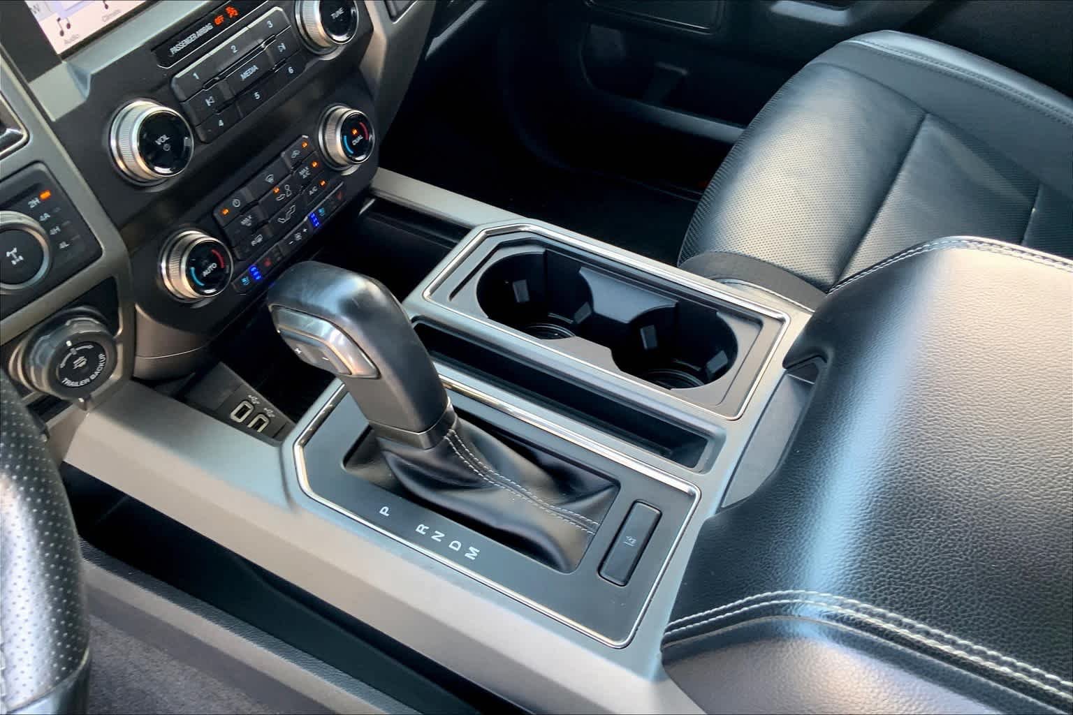 Used 2019 Magnetic Ford Raptor image 17