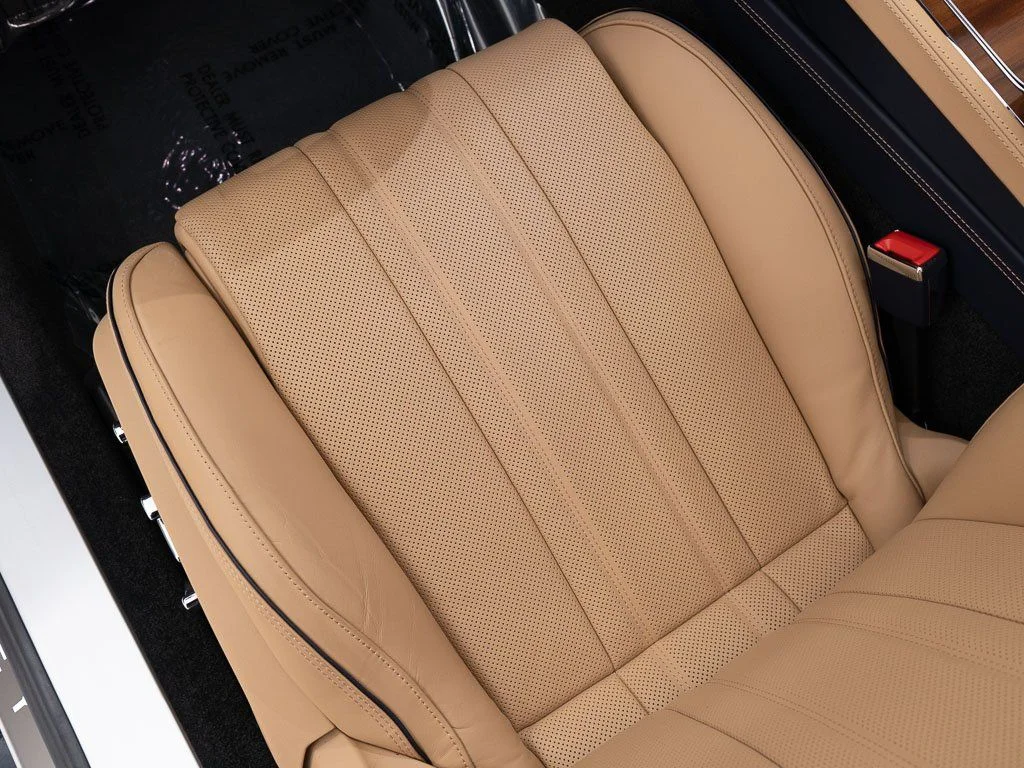 New 2026 Dark Sapphire Bentley  image 27