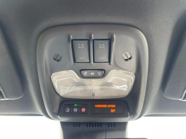 Used 2023 Blue Metallic GMC AT4 image 29