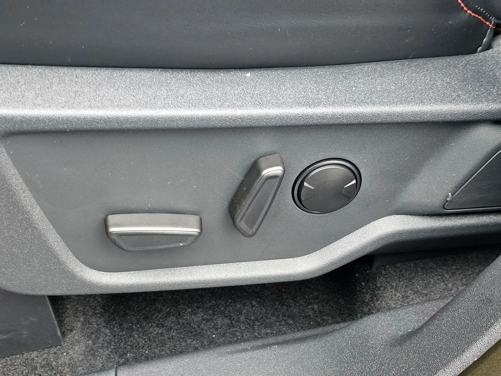 New 2025 Shelter Green Metallic Ford Raptor® image 22