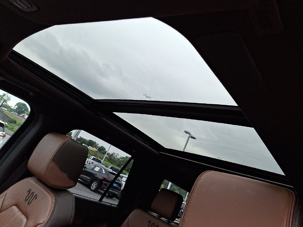 Used 2022 Black Ford King Ranch image 17