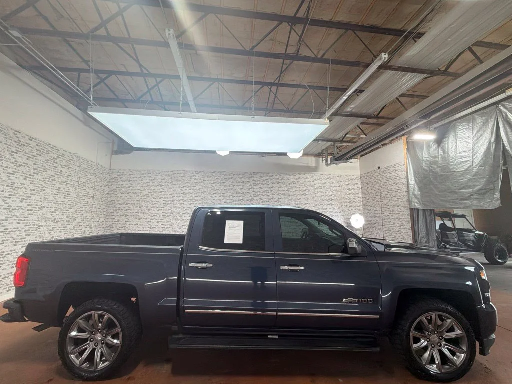 Used 2018 Centennial Blue Metallic Chevrolet LTZ image 8