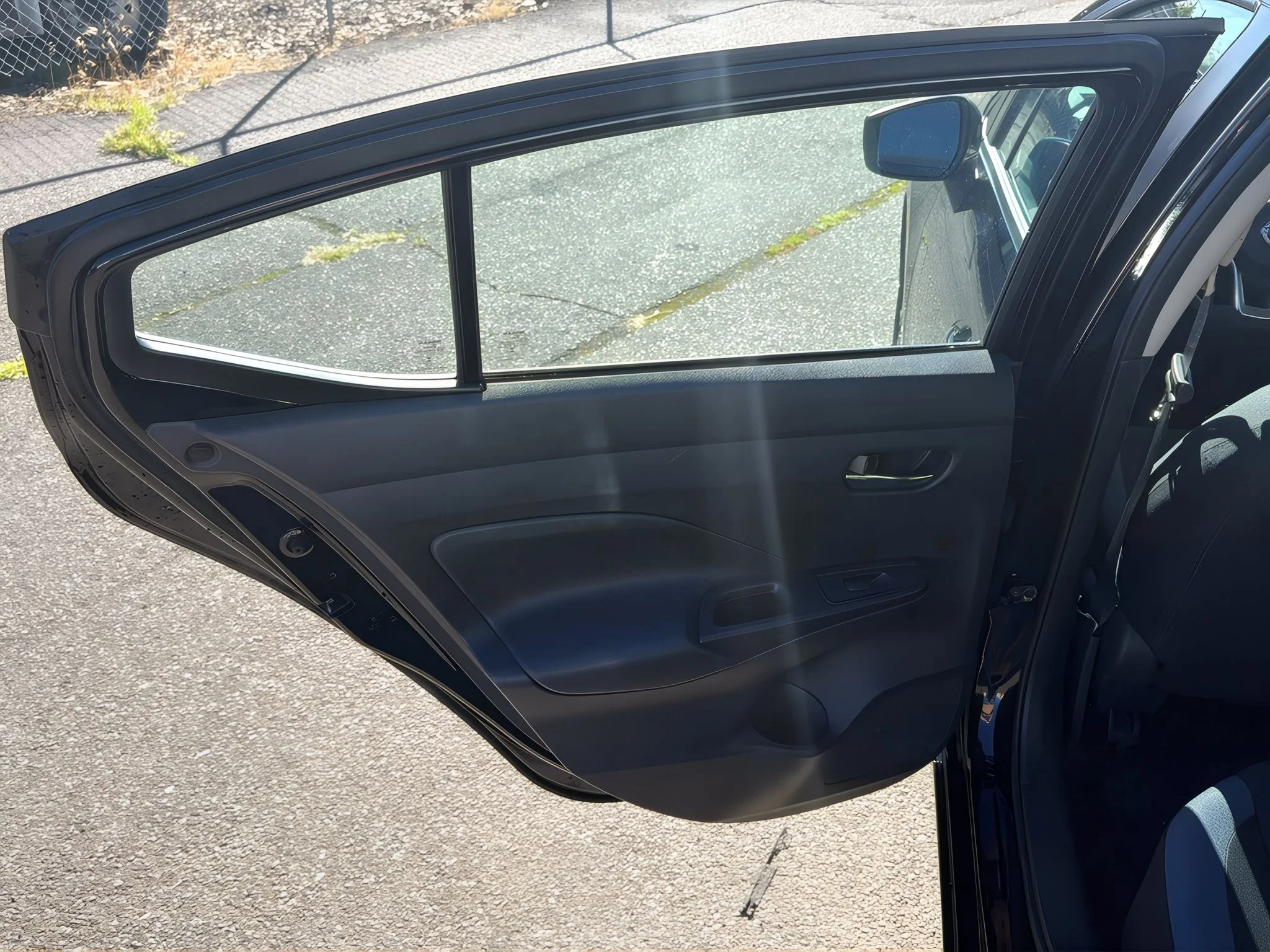 2024 Nissan Versa Sedan SV - Photo 26